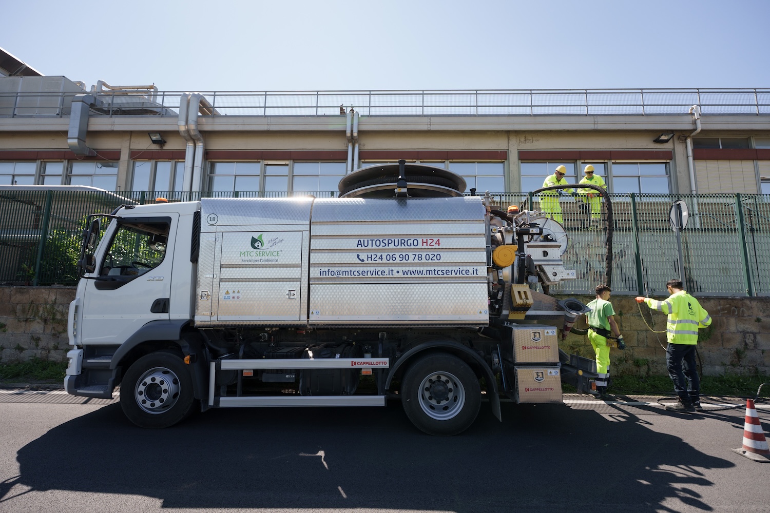 Autospurgo MTC Service durante un intervento
